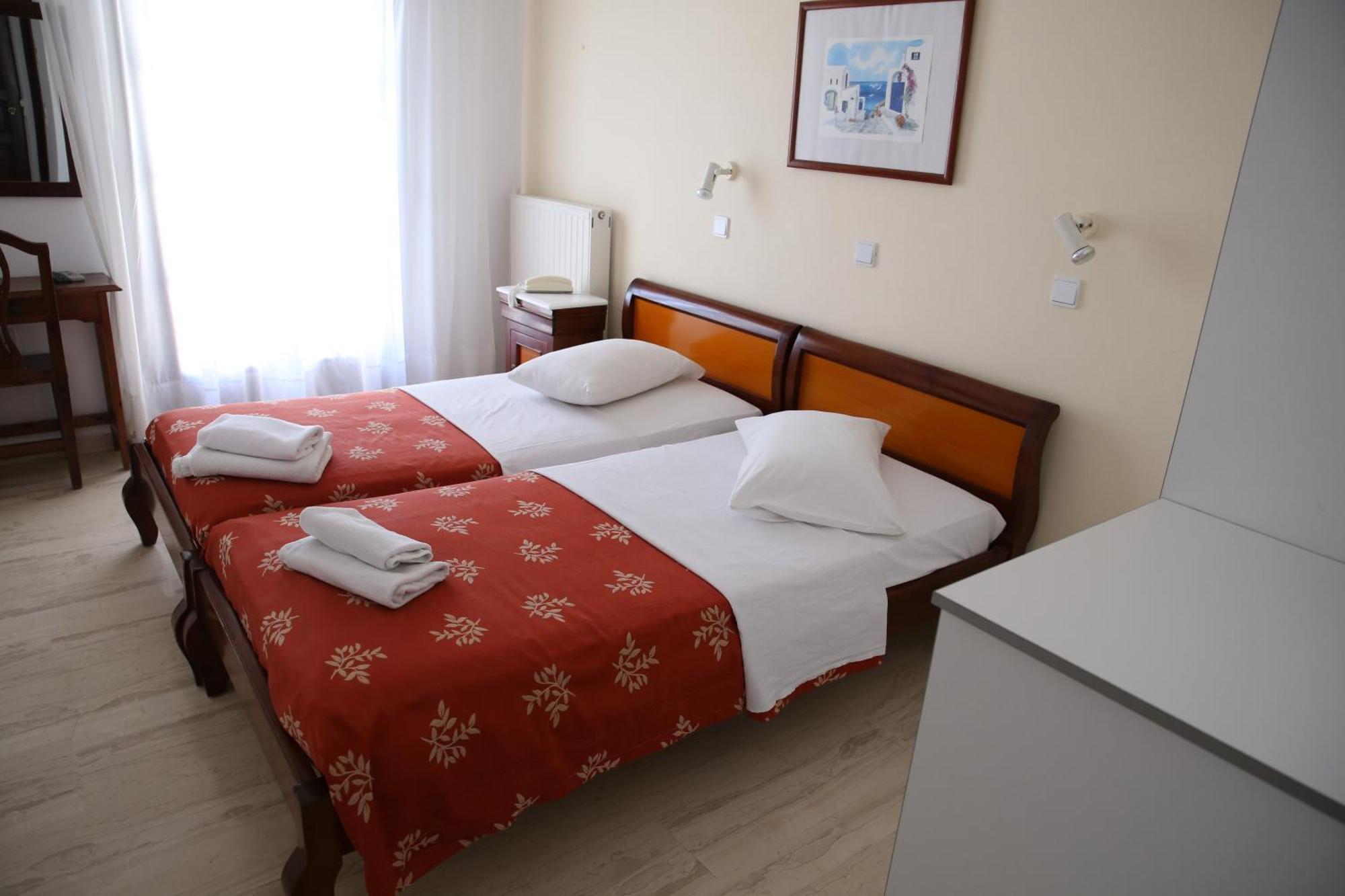 New Haroula Hotel Fira  Bilik gambar